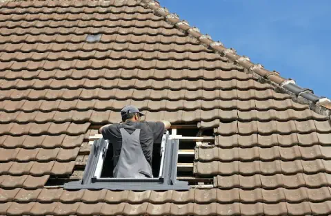 Pose de velux - Ailly-le-Haut-Clocher